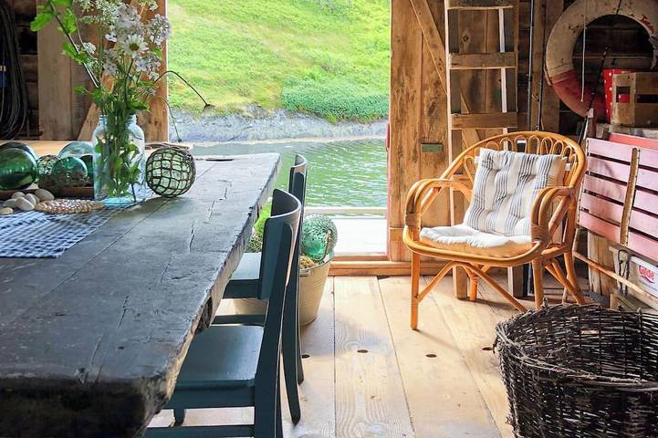 Ferienhaus für 11 Personen, mit Balkon in Solund