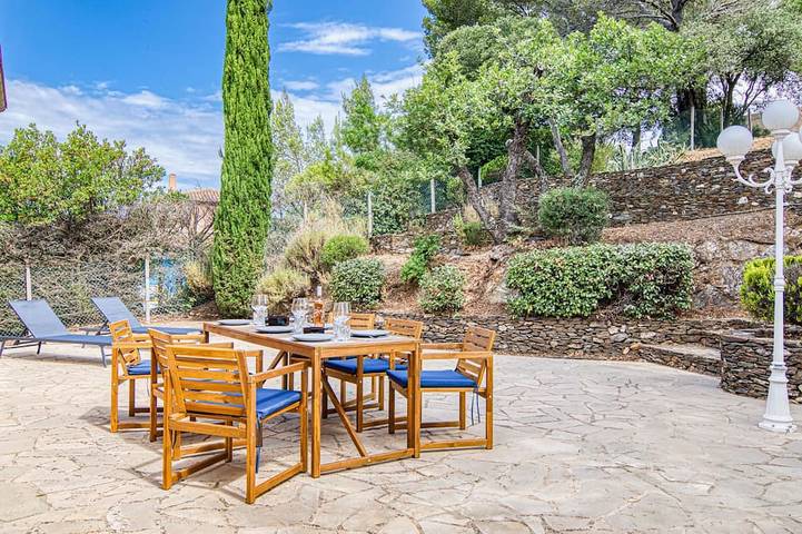 Maison de vacances pour 7 personnes, avec terrasse ainsi que piscine et jardin - 1