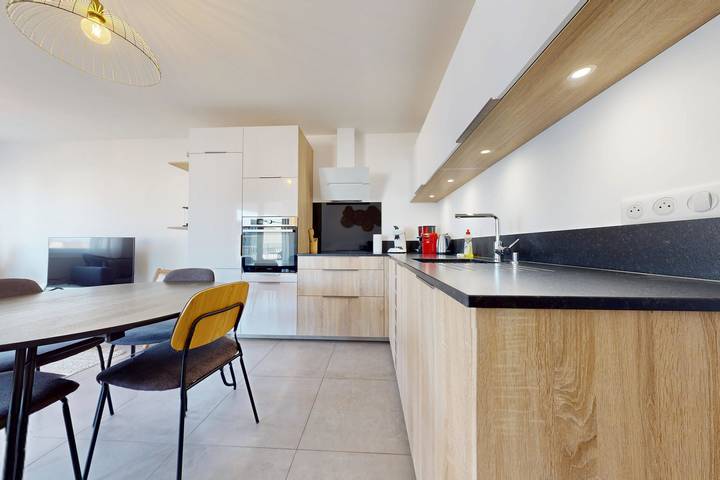 Ganze Wohnung, Ferienwohnung für 4 Personen mit Terrasse in Annecy, Annecy (Gemeinde)