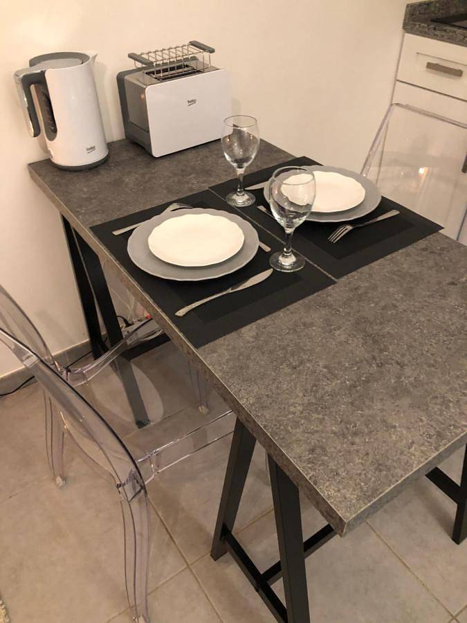Appartement entier, One-Bedroom Apartment in Mantes-la-Jolie, Yvelines