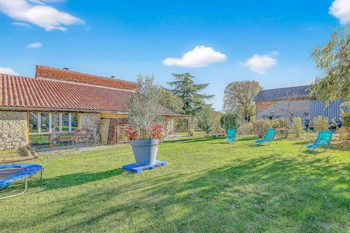 Gîte pour 5 personnes, avec Jardin