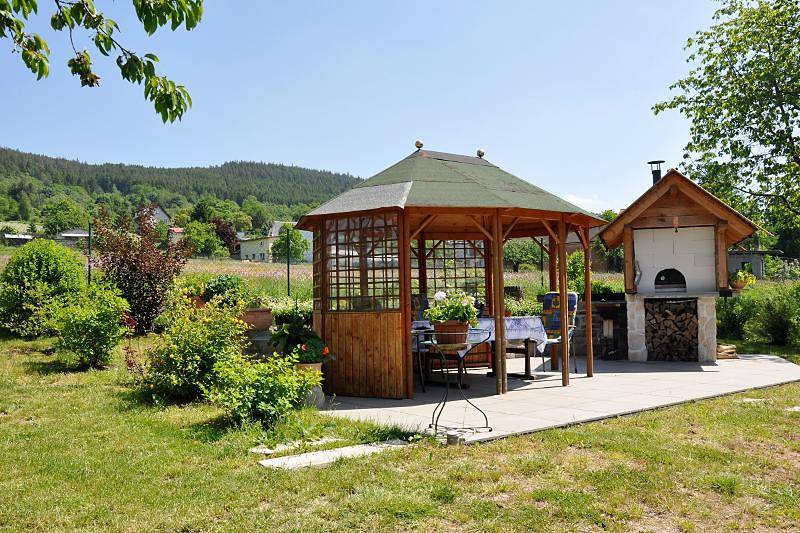 Ganze Ferienwohnung, Pension Held - Doppelzimmer in Möhrenbach, Gehren