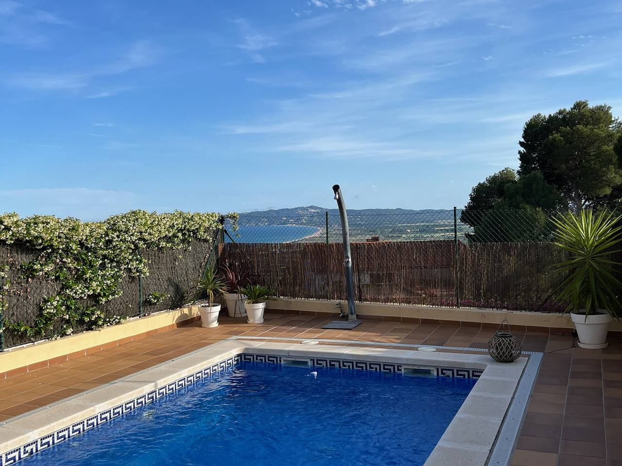 Maison spacieuse avec piscine privée et garage près de la mer in l'Estartit, Torroella de Montgrí