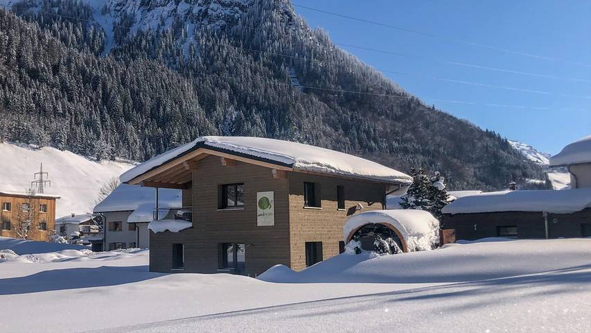 Hütte für 6 Personen, mit Balkon und Terrasse sowie Garten und Sauna am Arlberg
