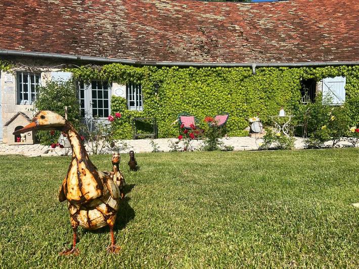Chambre d’hôte pour 2 personnes, avec vue ainsi que piscine et jardin dans le Doubs - 3