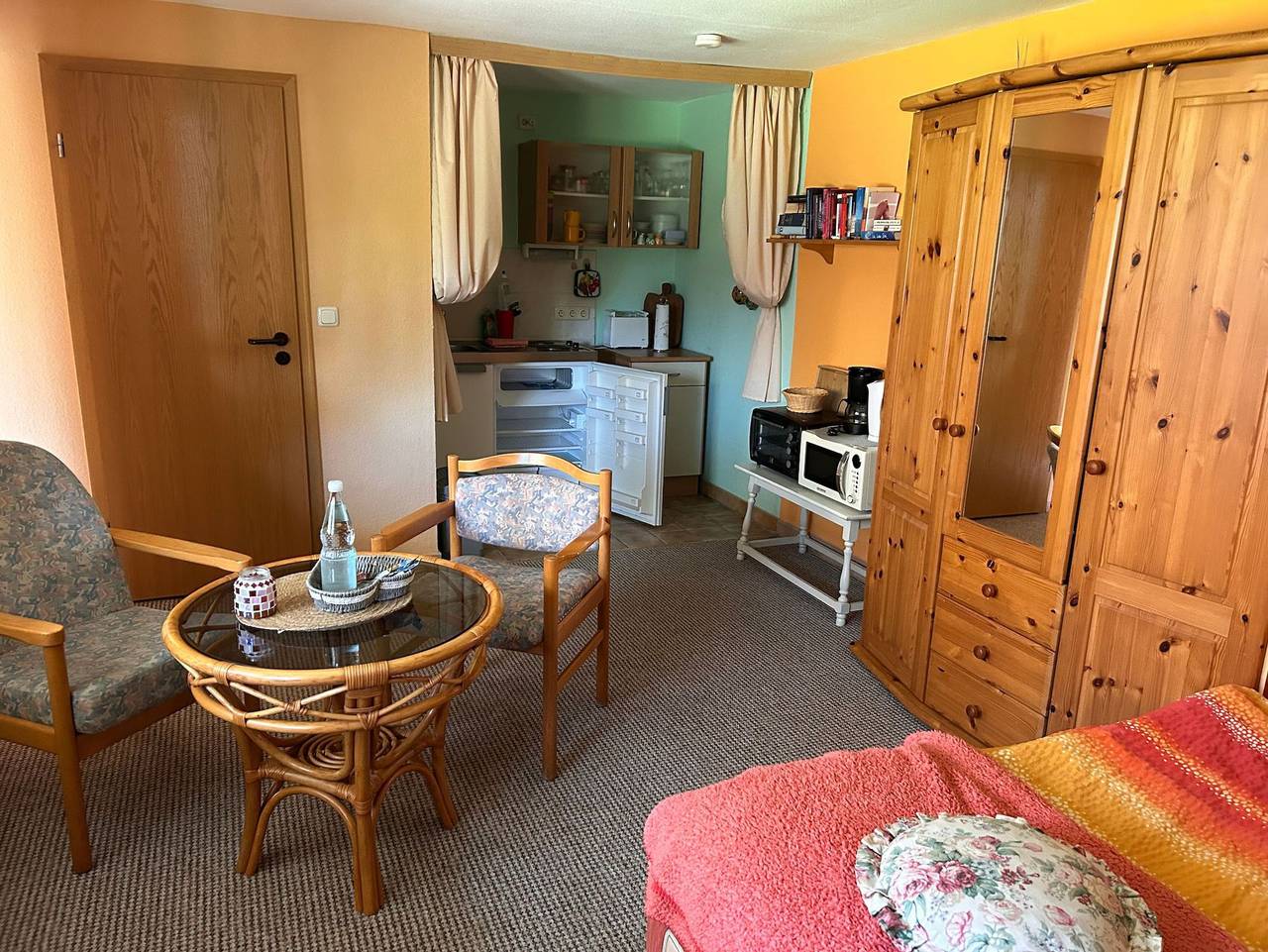 Ganze Ferienwohnung, Ferienbungalow Zum Blumengarten in Ribnitz, Ribnitz-Damgarten