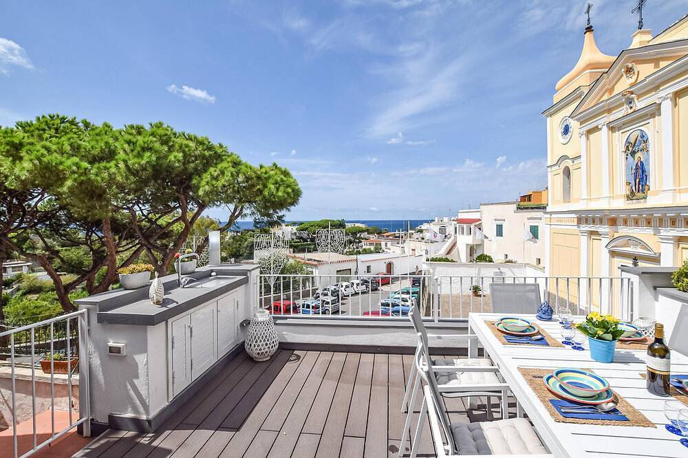 Geheel appartement, Mooi appartement in Forio met Wifi in Forio, Ischia