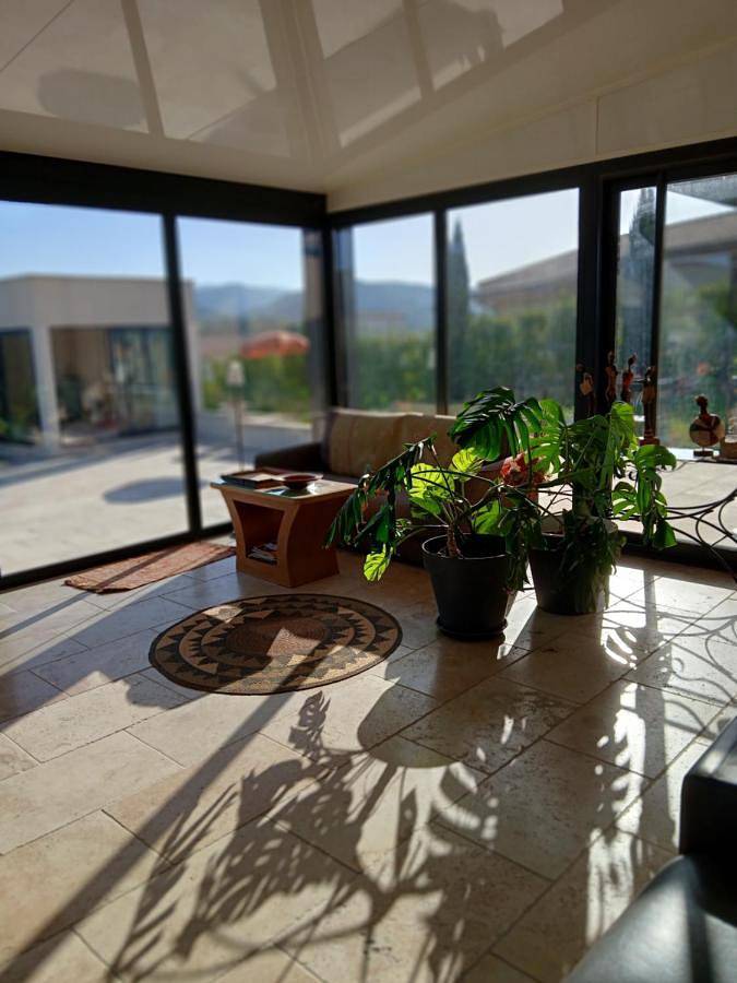 Villa pour 6 personnes, avec vue ainsi que terrasse et piscine à Vaison-la-Romaine - 3