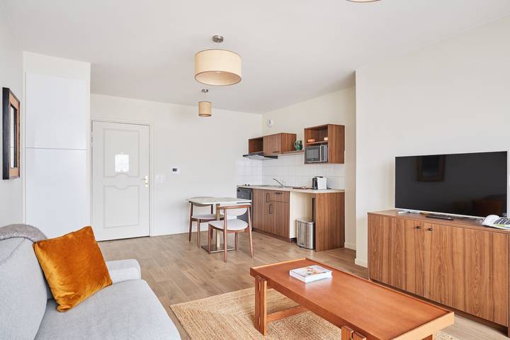 Apartamento entero, Apartamento de vacaciones para 2 personas con sauna in Levallois-Perret, Altos del Sena
