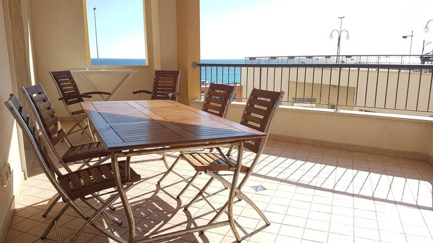 Ferienwohnung für 4 Personen, mit Pool und Balkon in Gallipoli - 3