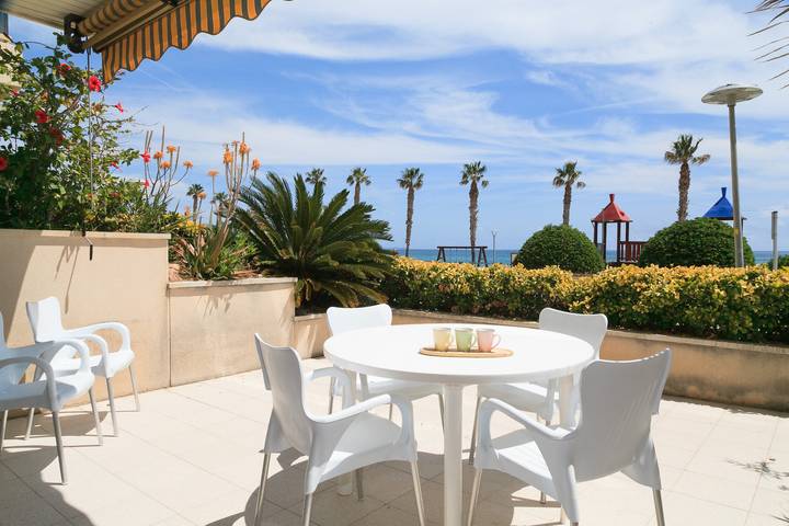 Ferienwohnung für 6 Personen, mit Terrasse und Pool in Mont-roig del Camp - 3