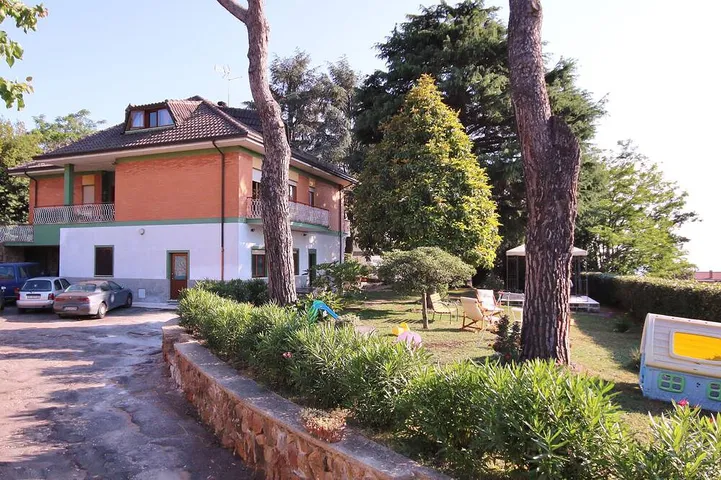 Appartement de vacances pour 6 personnes, avec piscine et jardin - 1