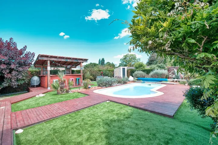 Ferienhaus für 6 Personen, mit Garten und Pool - 1