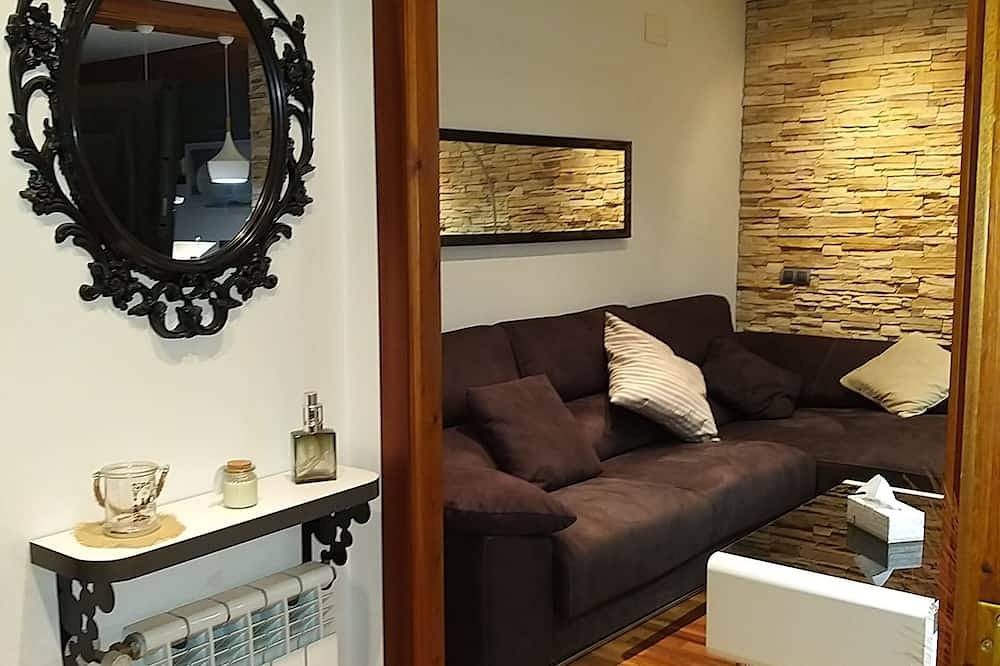 Ganze Wohnung, Modernes Apartment in erster Linie in Sant Llorenç de Montgai_ Whitehouse_ Lleida in Sant Llorenç de Montgai, Camarasa