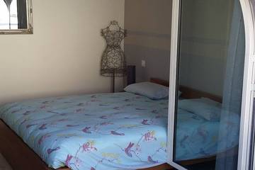 Gîte pour 8 personnes, avec terrasse dans La Gare Du Midi Biarritz