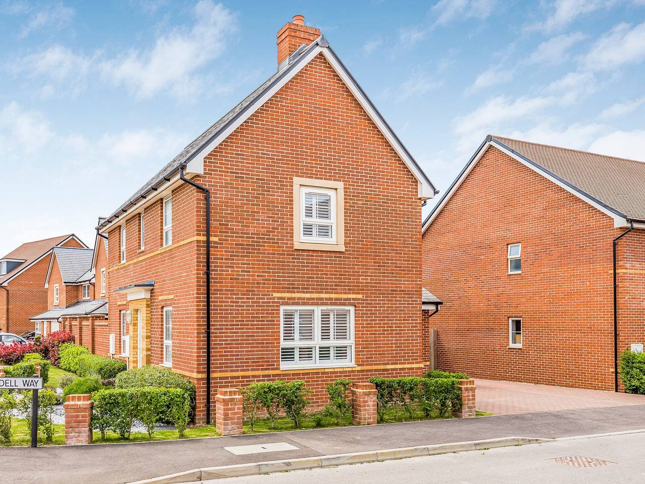 Modern Comfortable Home - Pass The Keys in Sussex Occidental