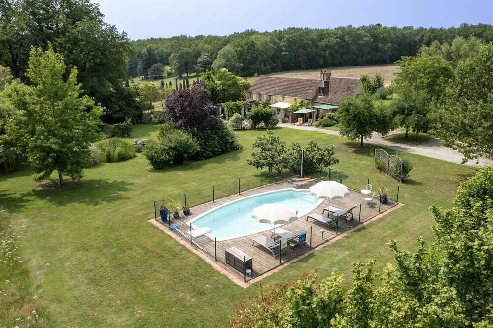 Gîte pour 2 personnes avec piscine - Au coeur du Périgord noir in Saint-Cyprien (Aquitaine), Périgord Noir