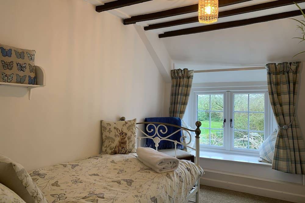 17th Century cottage near the picturesque village of Clovelly in Clovelly, Hartland Devon Heritage Coast