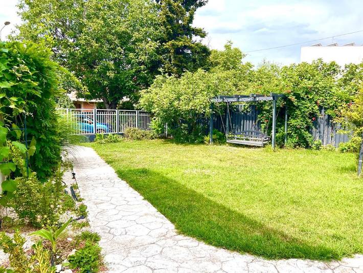 Appartement de vacances pour 4 personnes, avec Terrasse ainsi que Jardin et Vue