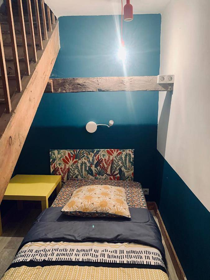 Location de vacances pour 2 personnes, avec terrasse ainsi que piscine et jardin à Condom - 4