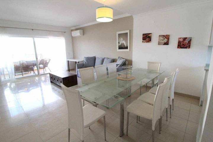 Location de vacances pour 8 personnes, avec bassin pour enfant et jardin dans Boliqueime - 3