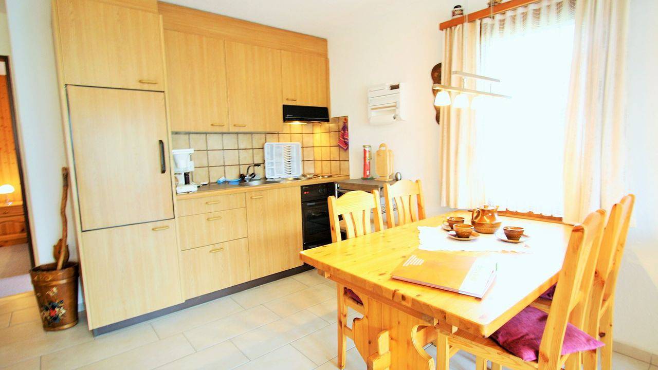 Geheel vakantieappartement, Vakantieappartement voor 4 personen met tuin in Bellwald, Goms