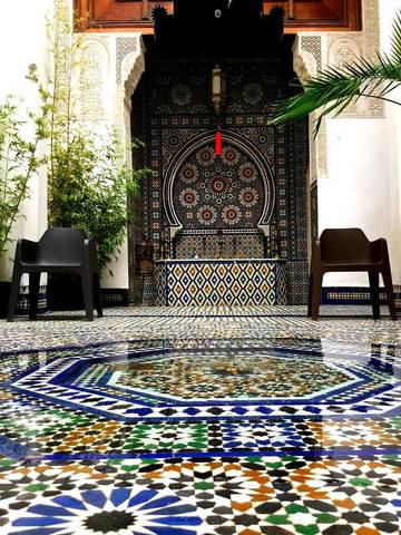 Maison d’hôte pour 2 personnes, avec terrasse dans Fes Al Bali