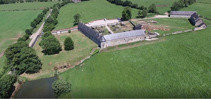 Cottage pour 2 personnes, avec jardin et vue à Carquebut
