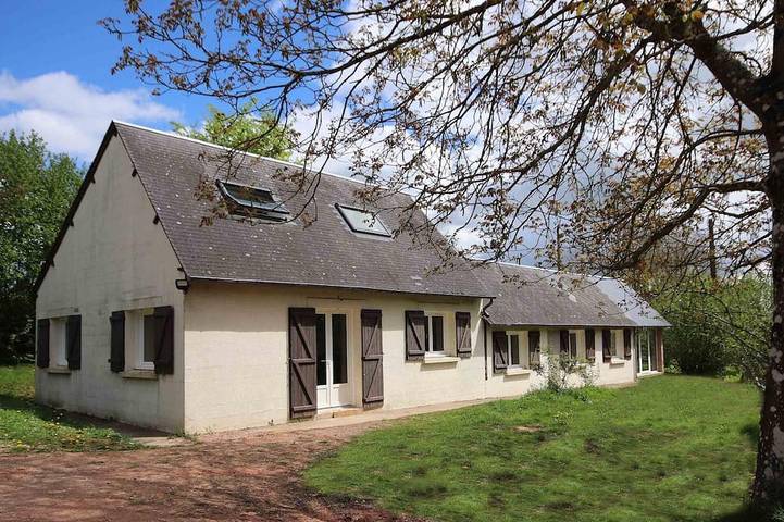 Gîte pour 15 personnes, avec jardin, animaux acceptés