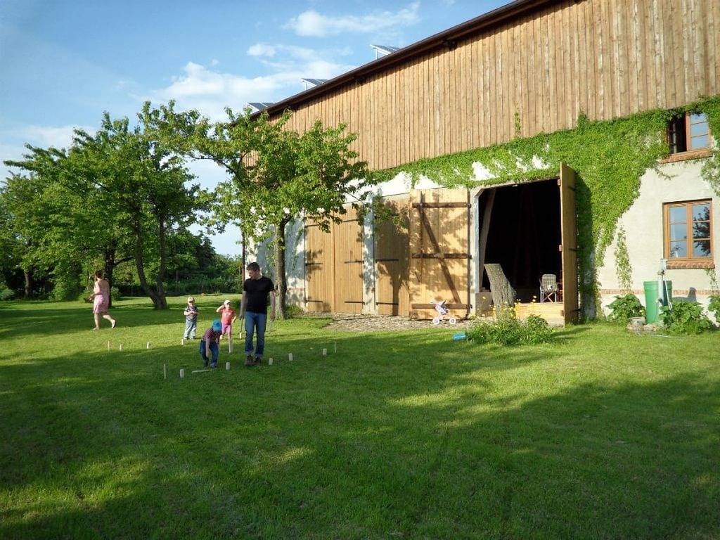 Rosenhagen in der Gutsscheune Thorstorf in Thorstorf, Warnow