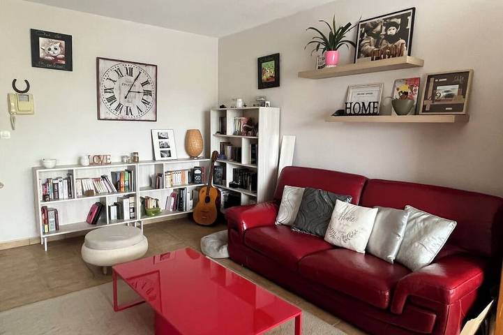 Appartement entier, Appartement dans résidence calme proche Espagne et océan in Hasparren, Région de Bayonne