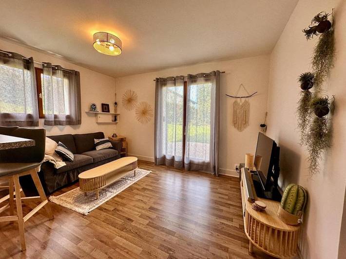 Gîte pour 2 personnes, avec jardin et jacuzzi à Villefranque