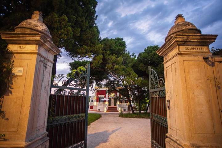 Location de vacances pour 2 personnes, avec jardin dans Torre a Mare - 2