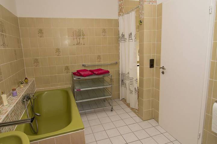 Ferienwohnung für 6 Personen, mit Terrasse und Garten in Herford - 3