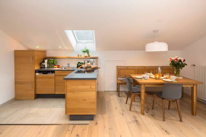 Ferienwohnung für 4 Personen, mit Balkon und Ausblick in Krün - 2