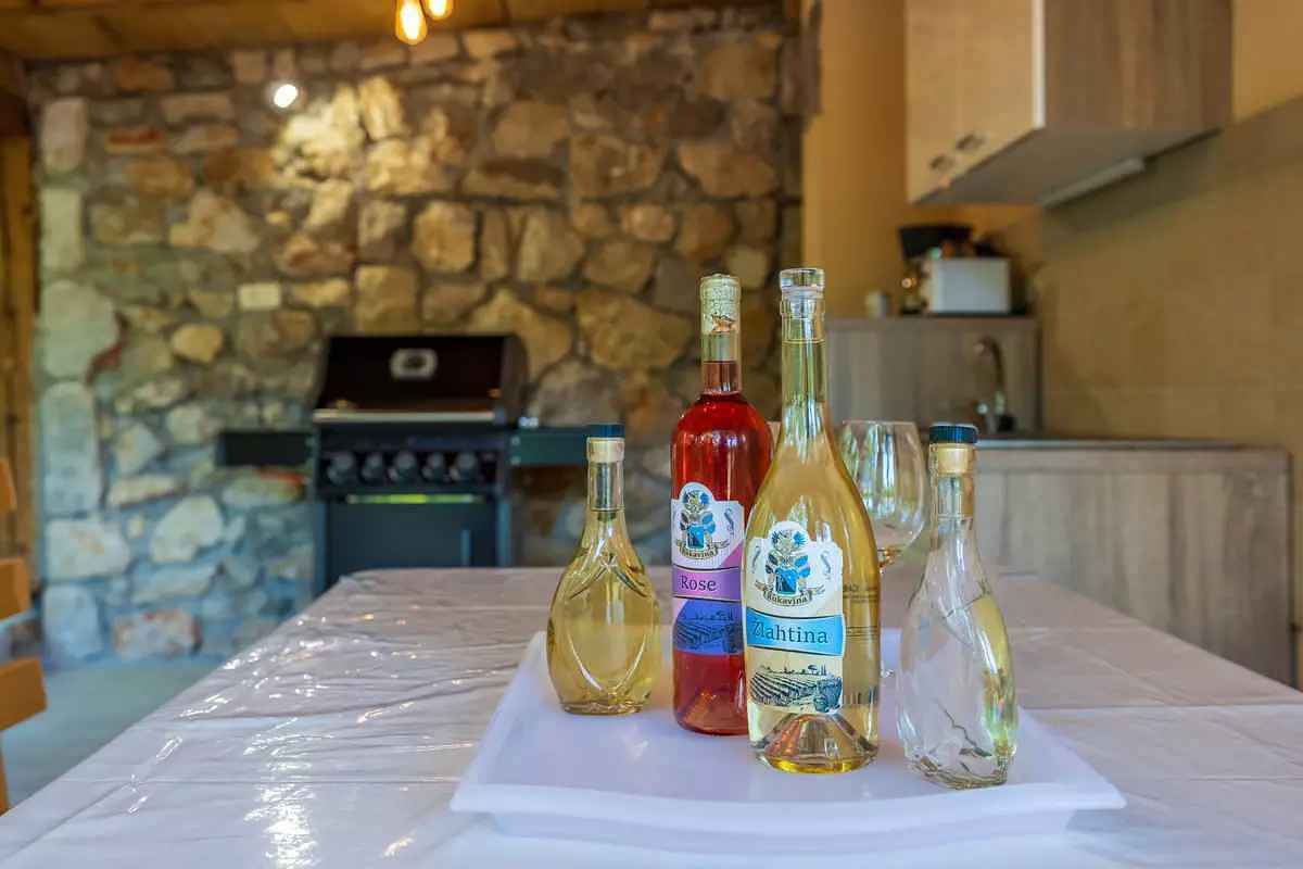 Ferienhaus mit Whirlpool und Sonnenterrasse in Grizane, Primorje-Gorski Kotar