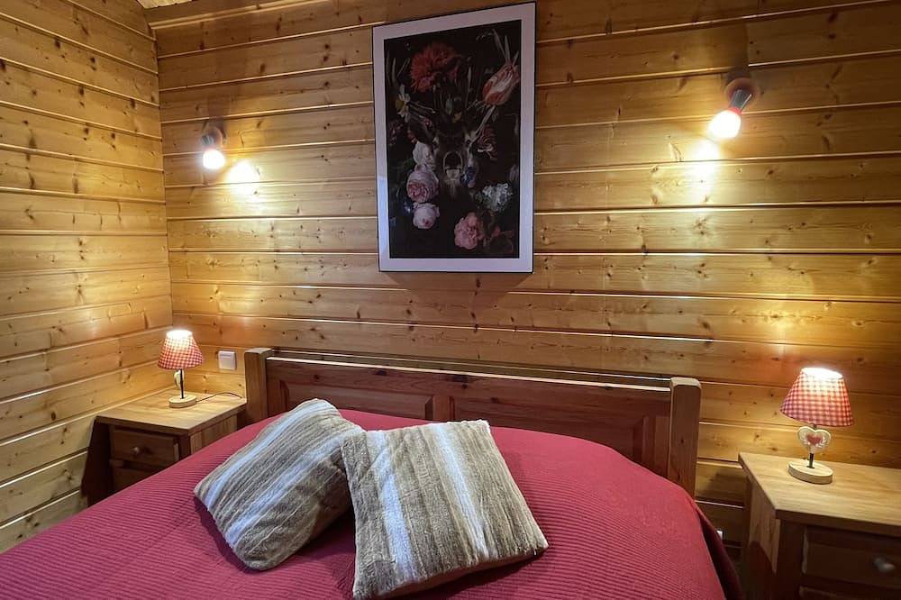 Chalet Le Saut de Biche with Sauna, Balneo, Kamado in Xonrupt-Longemer, Parc naturel régional des Ballons des Vosges