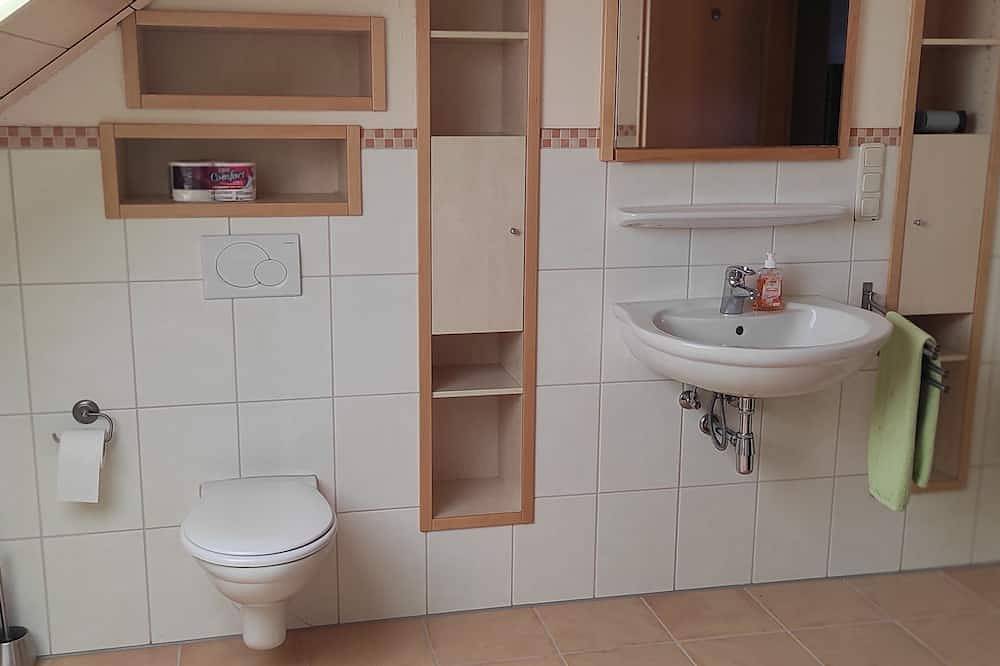 Ganze Wohnung, Apartment \"Krabbe\" in Ammerland, near the North Sea in a quiet location. in Rastede, Ammerland