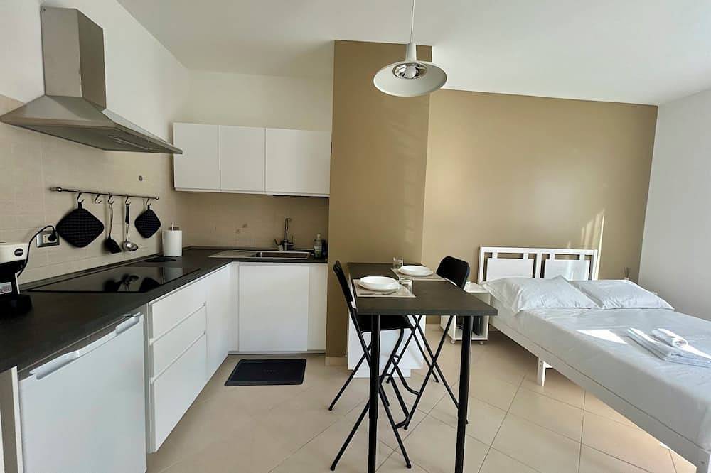 Entire apartment, Urban Sky Loft Fiumicino in Fiumicino, Rome Province