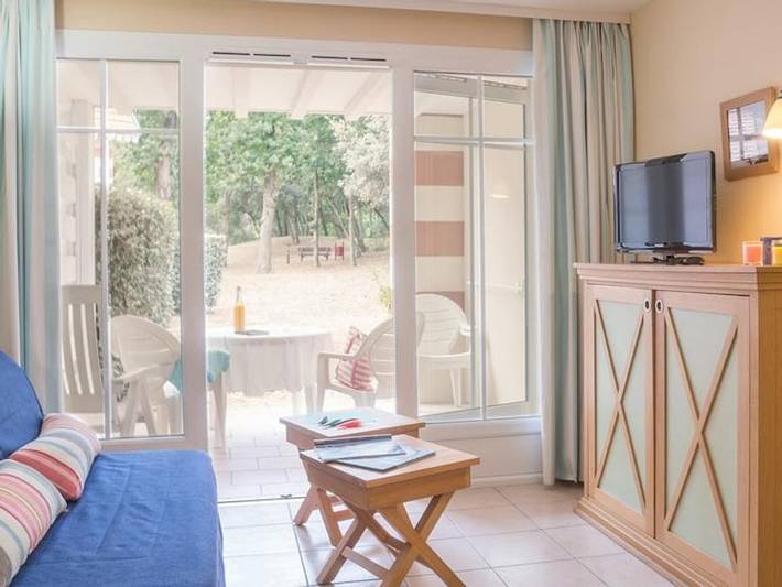 Camping pour 4 personnes, avec bassin pour enfant à Soulac-sur-Mer - 3