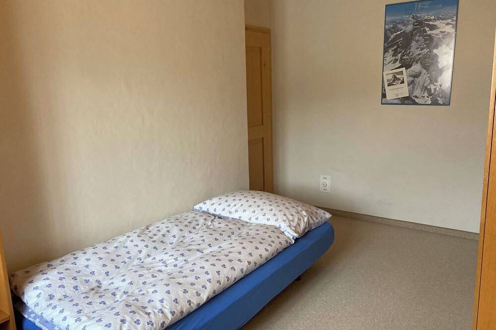 Ganze Wohnung, Fichte (Sulliger) Appartement/Fewo, Dusche oder Bad, Wc 6-Bettwohnung in Saanenmöser, Saanen