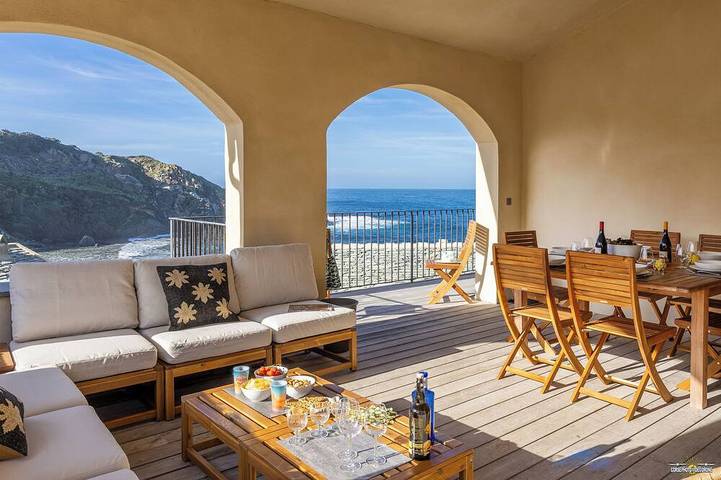 Location de vacances pour 8 personnes à Morsiglia