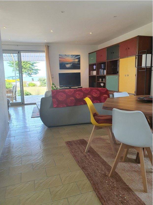 Gîte pour 7 personnes, avec jardin ainsi que terrasse et piscine à Saint-Denis-d'Oléron - 4