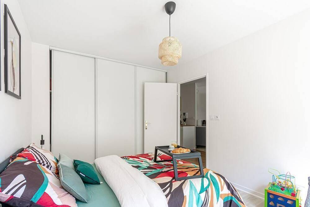 Appartement entier, Séjour magique à 10 min de Disney, parking & confort inclus in Montévrain, Seine-et-Marne
