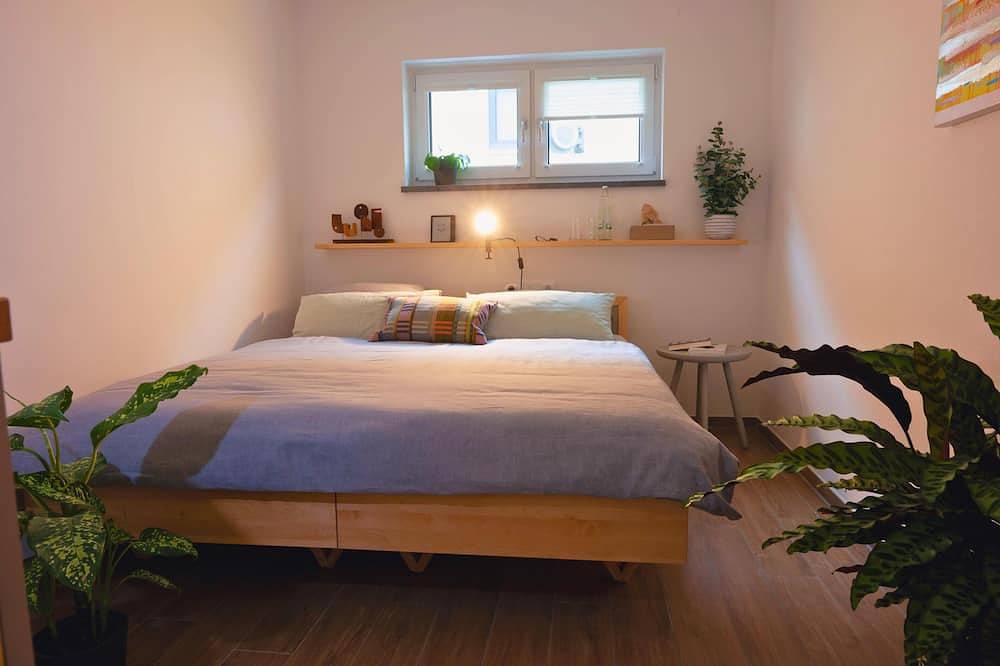 Ganze Wohnung, Stilvolle Wohnung (65qm) mit großzügiger Terasse in Wunsiedel, Oberfranken