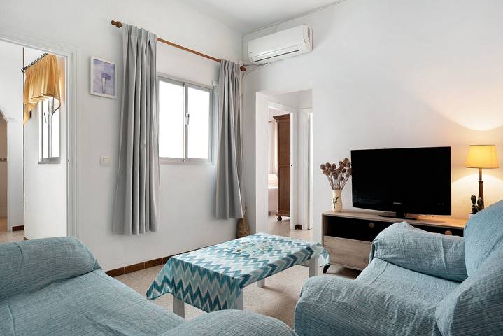 Ganze Wohnung, Ferienwohnung 'Casa Juani - Solo Familias' mit Gemeinschaftsterrasse und WLAN in Conil de la Frontera, Costa de la Luz