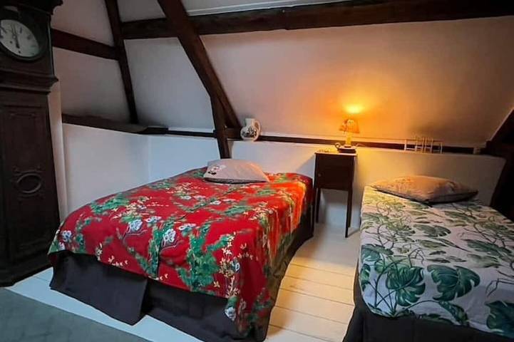 Location de vacances pour 7 personnes, avec jardin et terrasse à La Rivière-Saint-Sauveur - 4