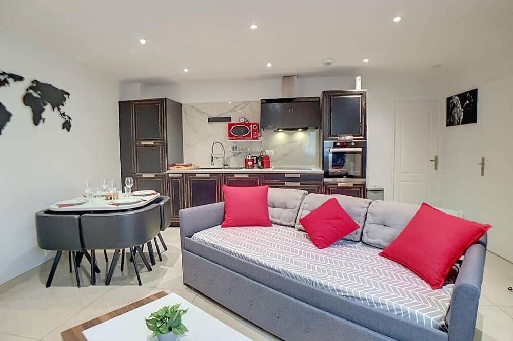 Apartamento entero, Stop Chez M Select Street! Quality Comfort Simplicity! in Saint-Genis-Laval, Ródano