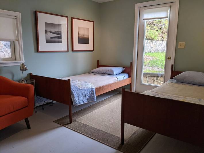 Vacation rental for 6 people, with yard in Skaneateles Lake