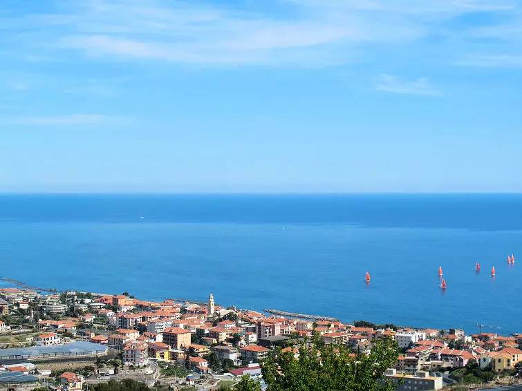 Ganze Wohnung, 2 Zimmer 4 Personen in Riva Ligure, Riviera di Ponente